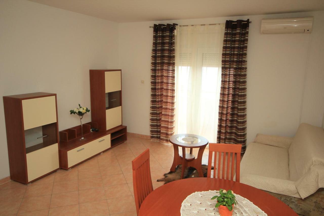 Comfort Sea View Apartment With Parking And Two Bedrooms Башка-Вода Экстерьер фото